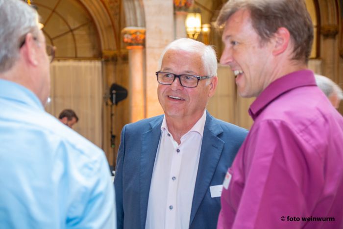 Im Gespräch KommR Kurt Essmann und DI Andreas Schramm (vlnr.) Im Gespräch KommR Kurt Essmann und DI Andreas Schramm (vlnr.)